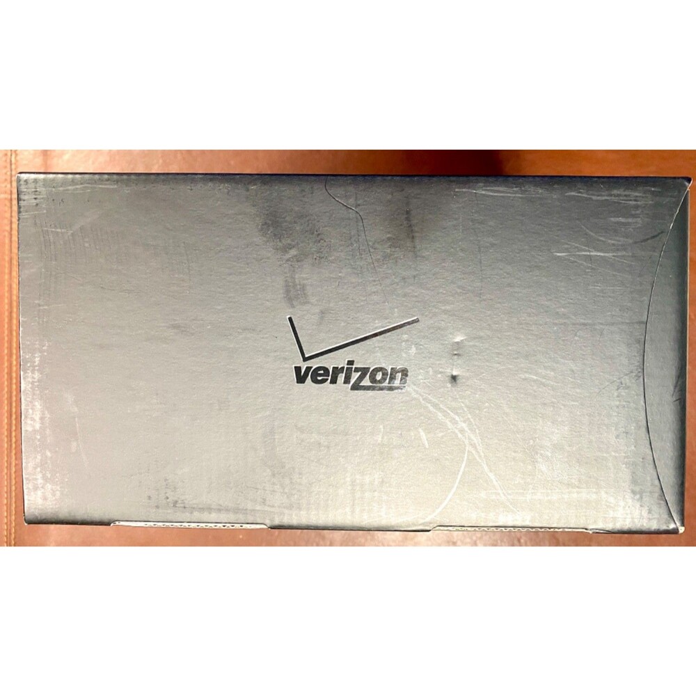 Samsung SCS-2U01 Network Extender Verizon Wireless, Complete In Box Appears NEW - Picture 2 of 11